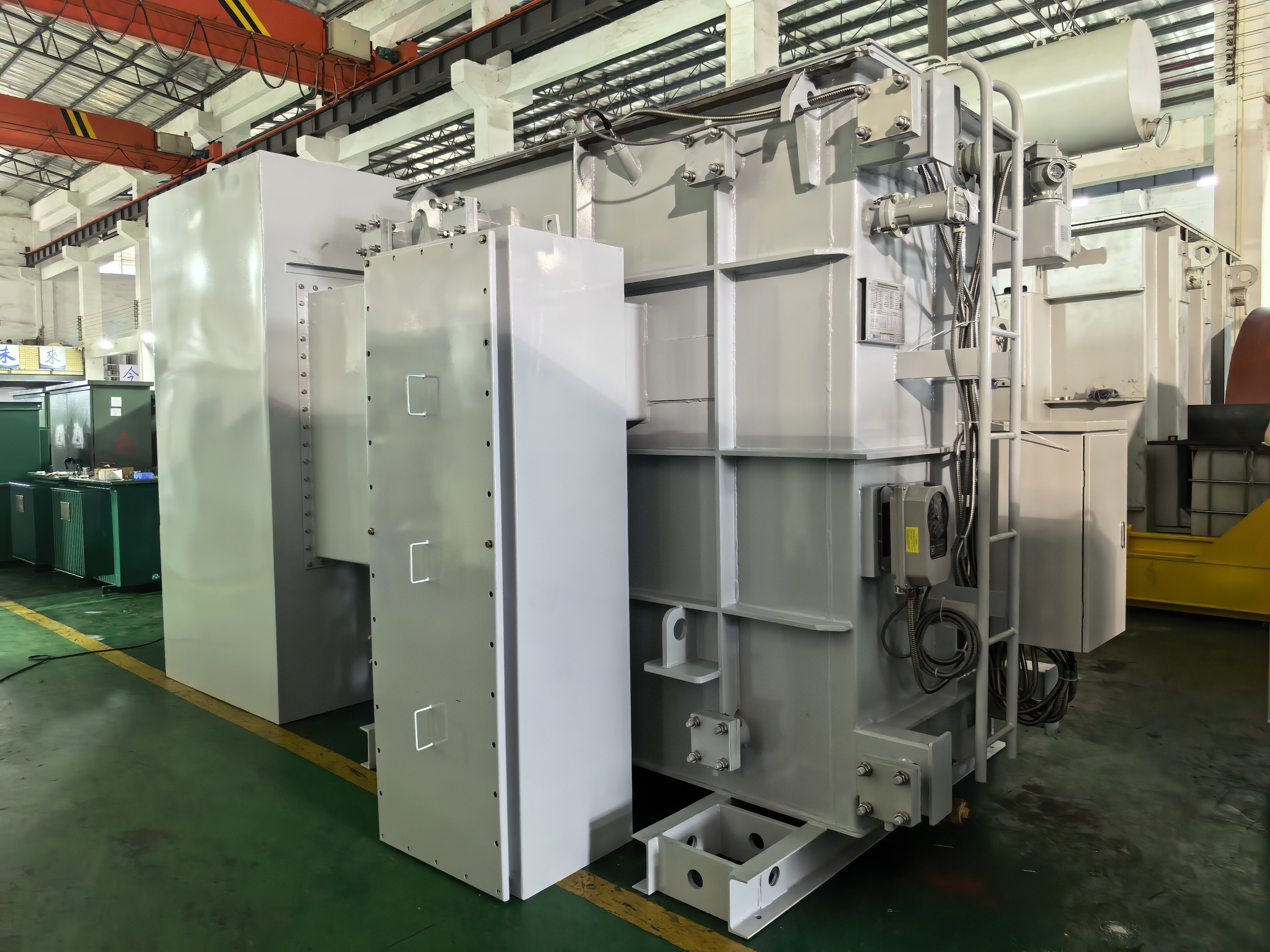 8000 kVA dual-split-winding substation transformer, 34.5 kV with dual 480 V secondaries, for utility-scale BESS grid integration