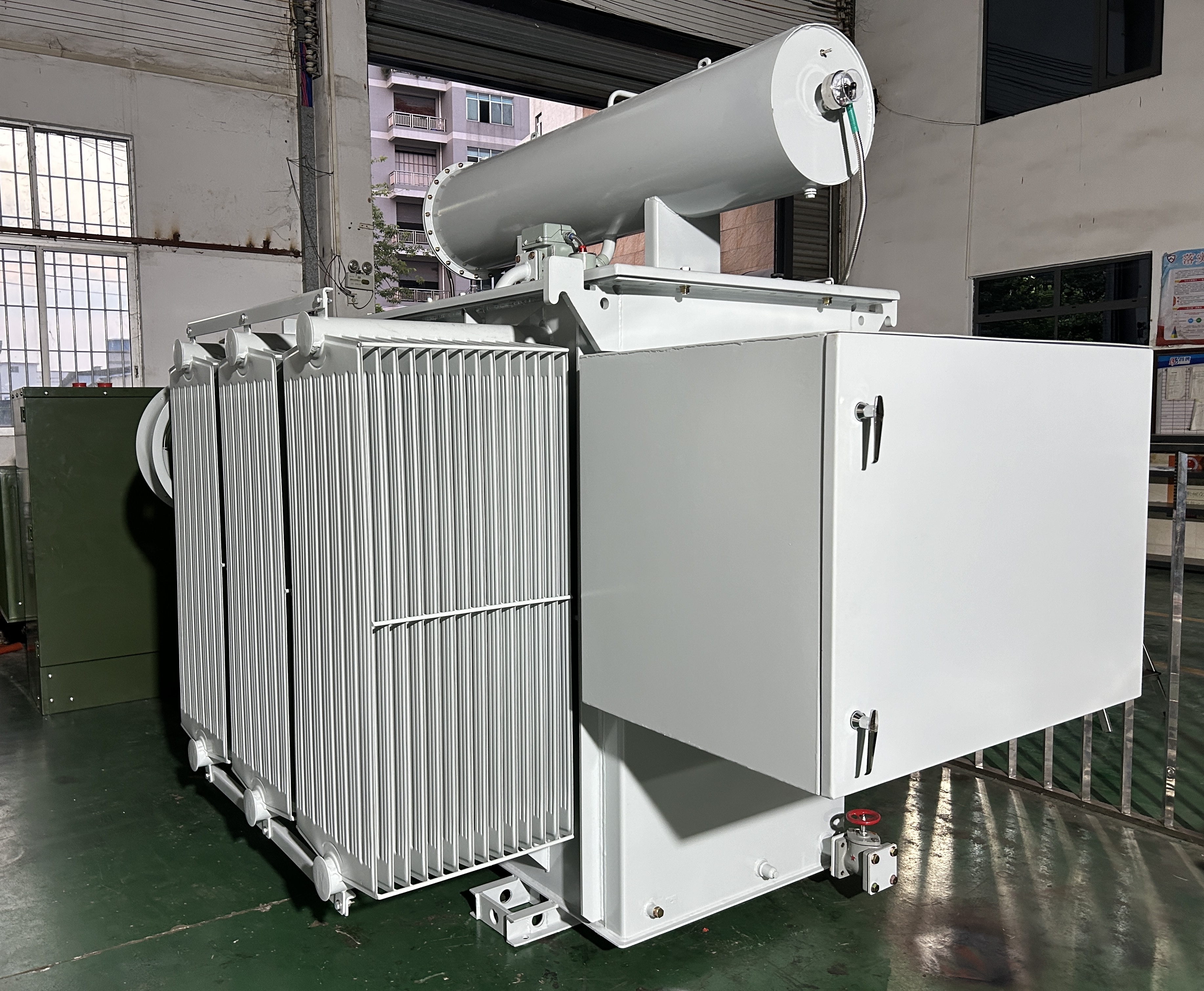 2500/3100 kVA bidirectional substation transformer 24.94 kV to 480Y/277 V for solar farm grid interconnection