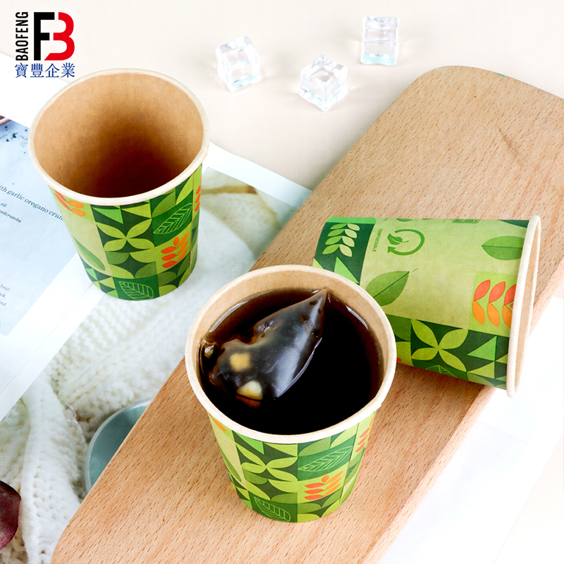 Custom printed paper cups in multiple styles for different food service scenarios