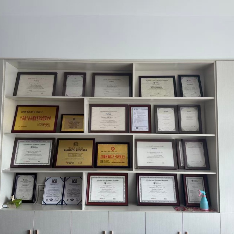 ExpoTent Certificates Display