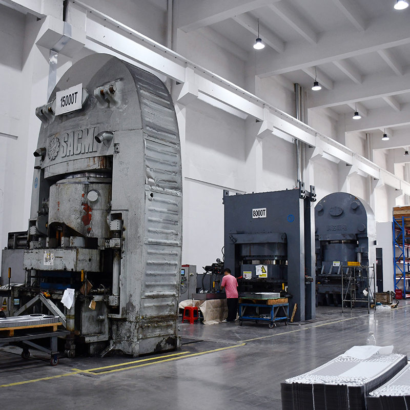 Selected hydraulic presses used in plate heat exchanger manufacturing