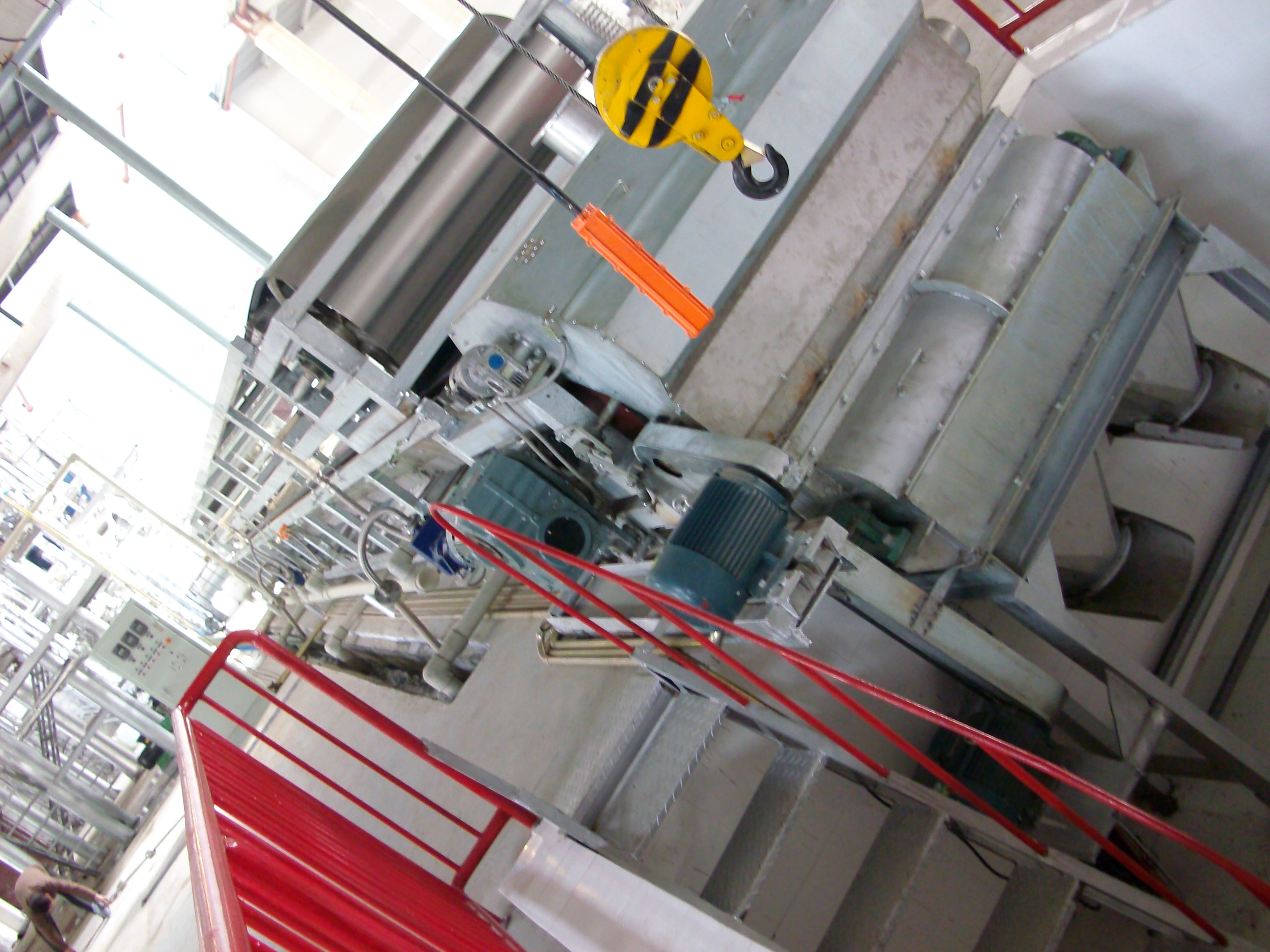 Double-belt resin cooling flaker system