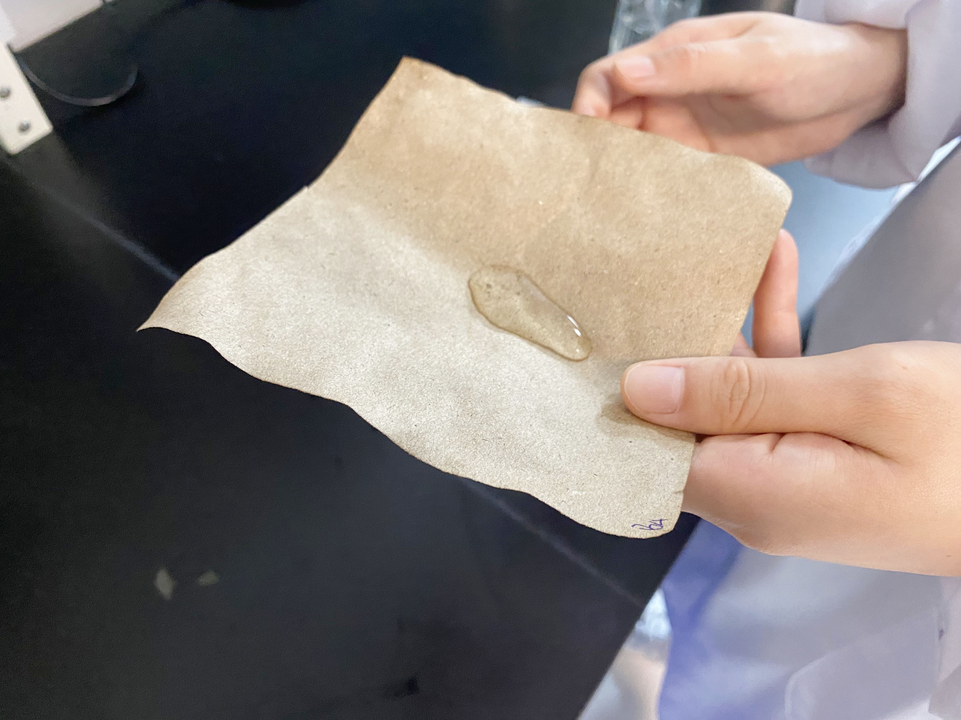 JHDA water resistance test for sized paper