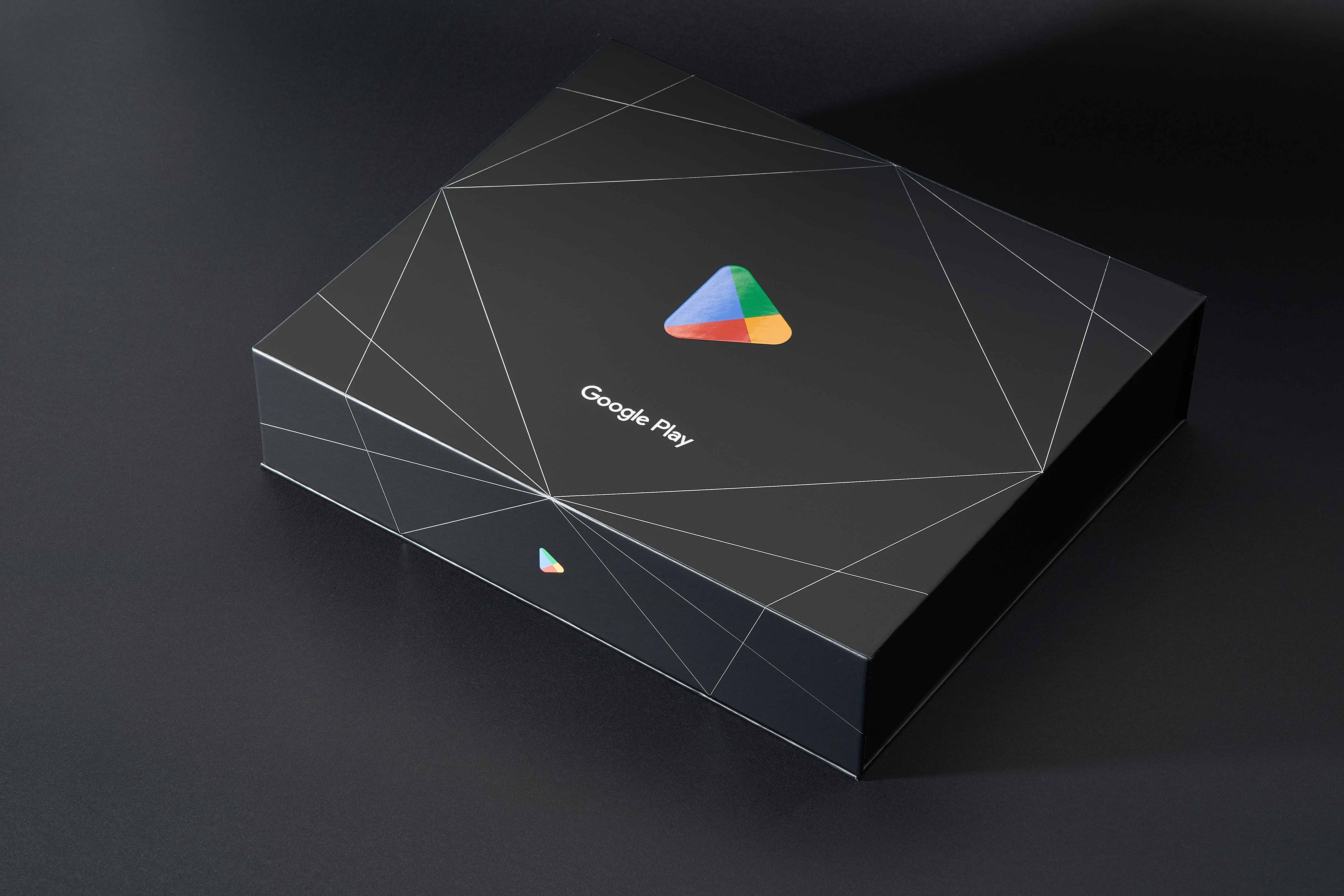 Premium corporate VIP gift box produced by Topsion Packaging