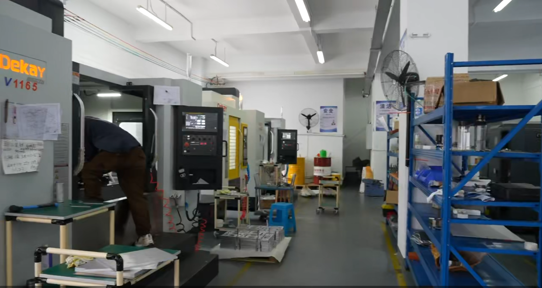 Modern conveyor belt manufacturing equipment