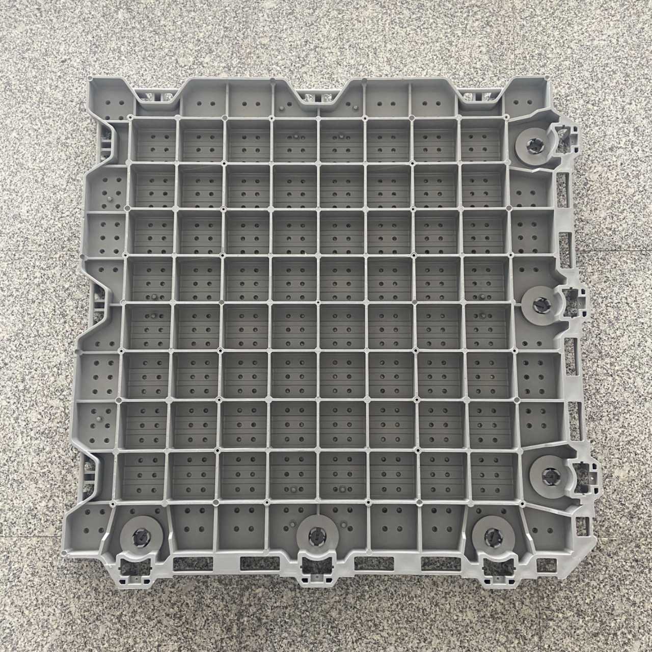 N02 Reinforced Heavy-Duty Ground Protection Flooring
