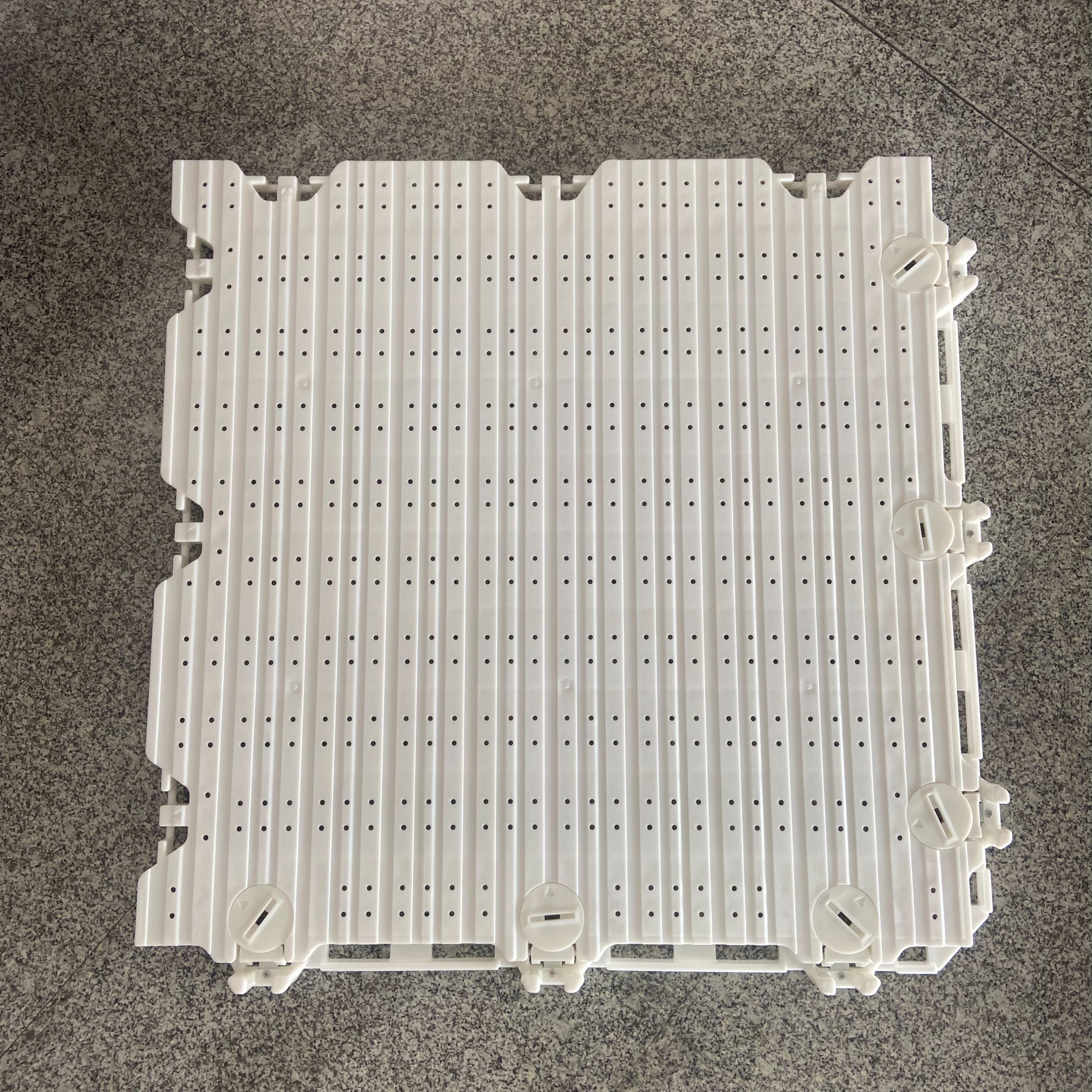 N02 Reinforced Heavy-Duty Ground Protection Flooring