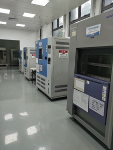 Temperature testing machine