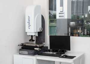 Row of Green & White CNC Bearing Manufacturing Machines in LNB-BRG Plant