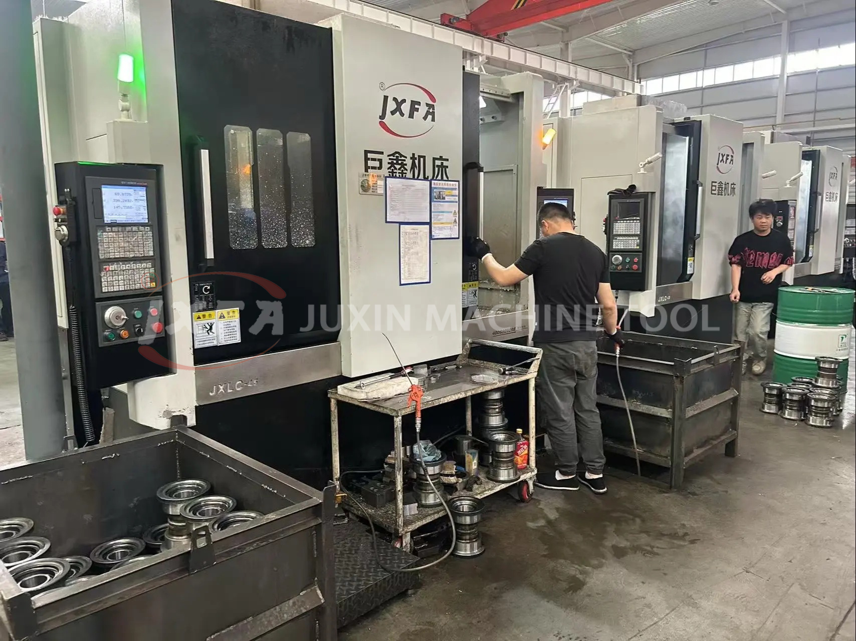 Track roller machined on a twin-spindle CNC vertical lathe for heavy-duty disc parts
