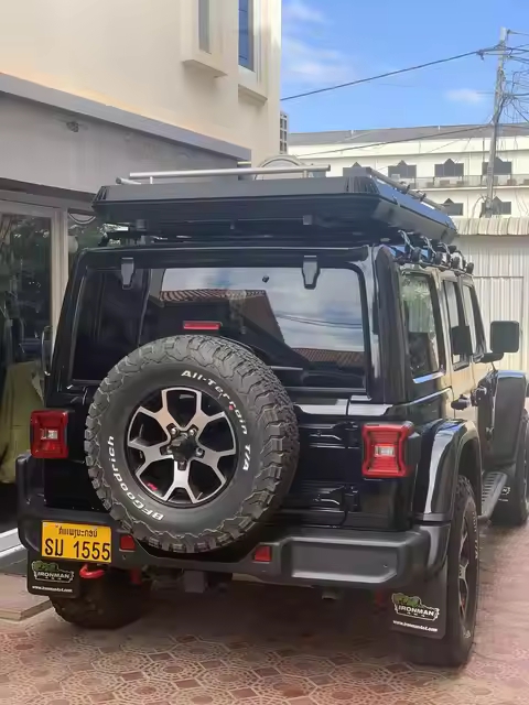 MARVELOUS rooftop tent used by a customer in Thailand