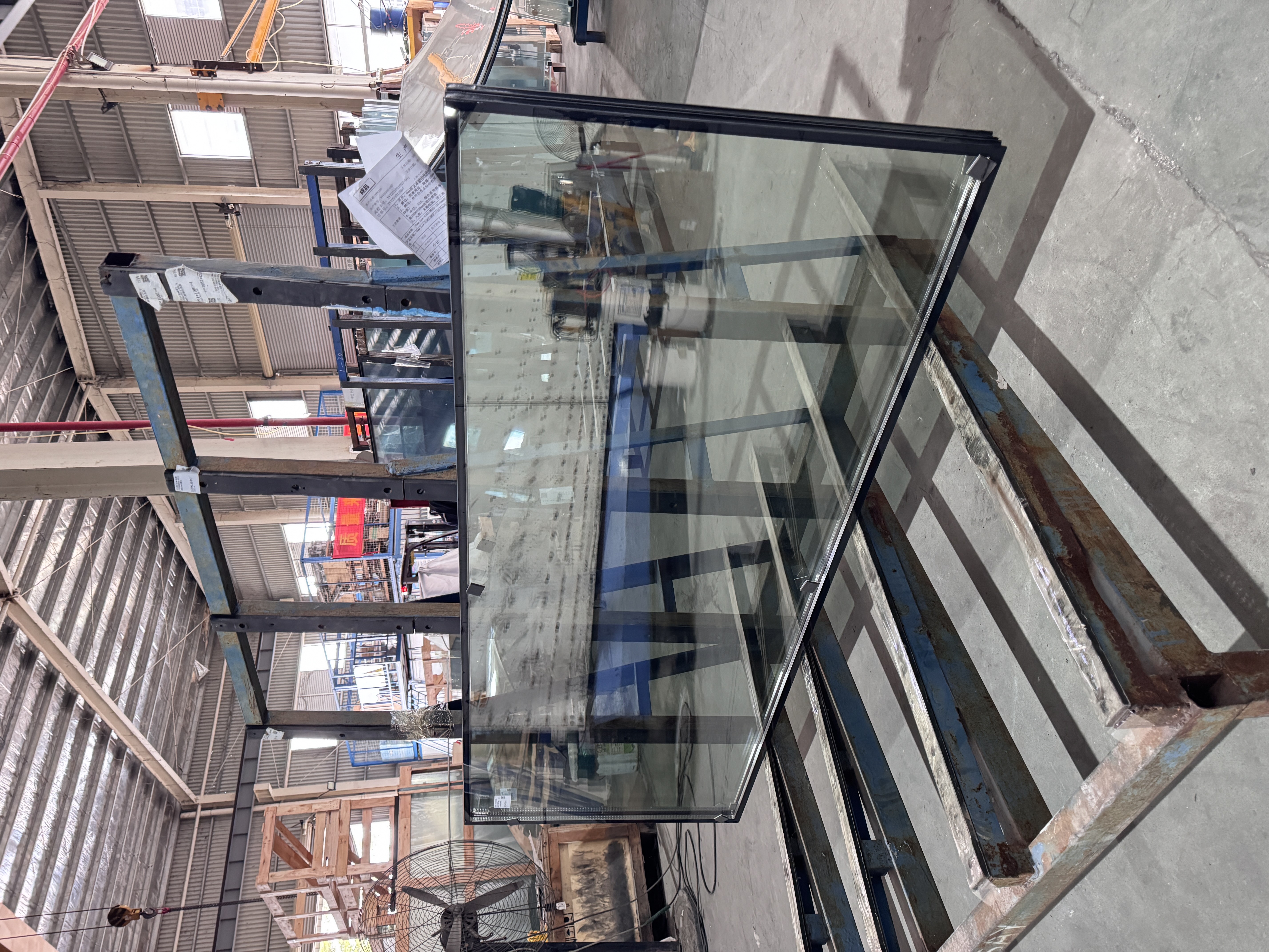 Insulating glass unit in modern architecture