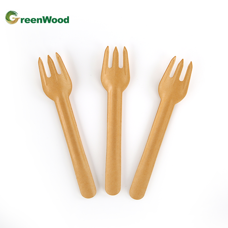 Paper fork from model GW-PC204, the reviewed paper cutlery set with 158 mm standard length