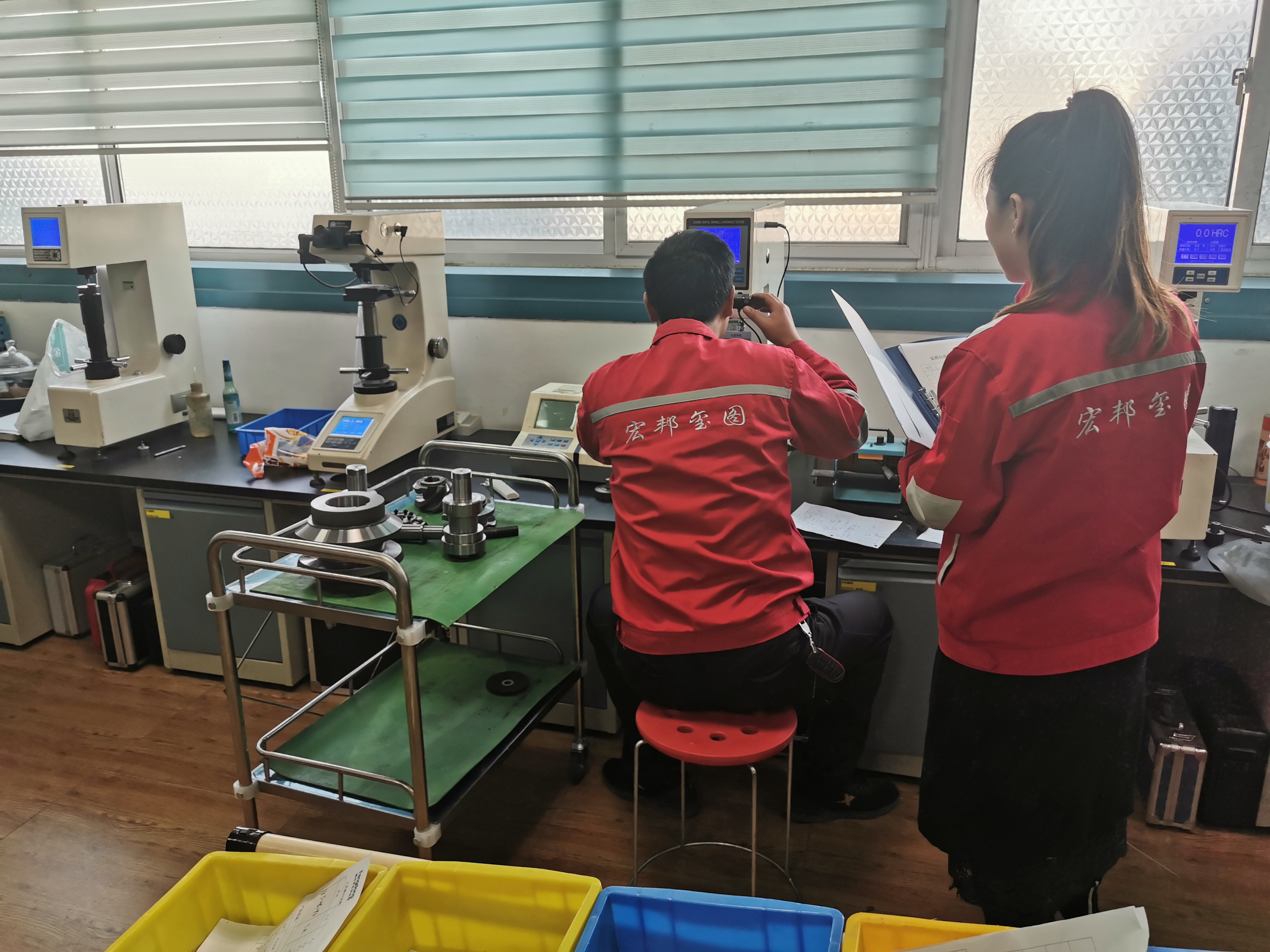 Cam working face hardness testing using rockwell method