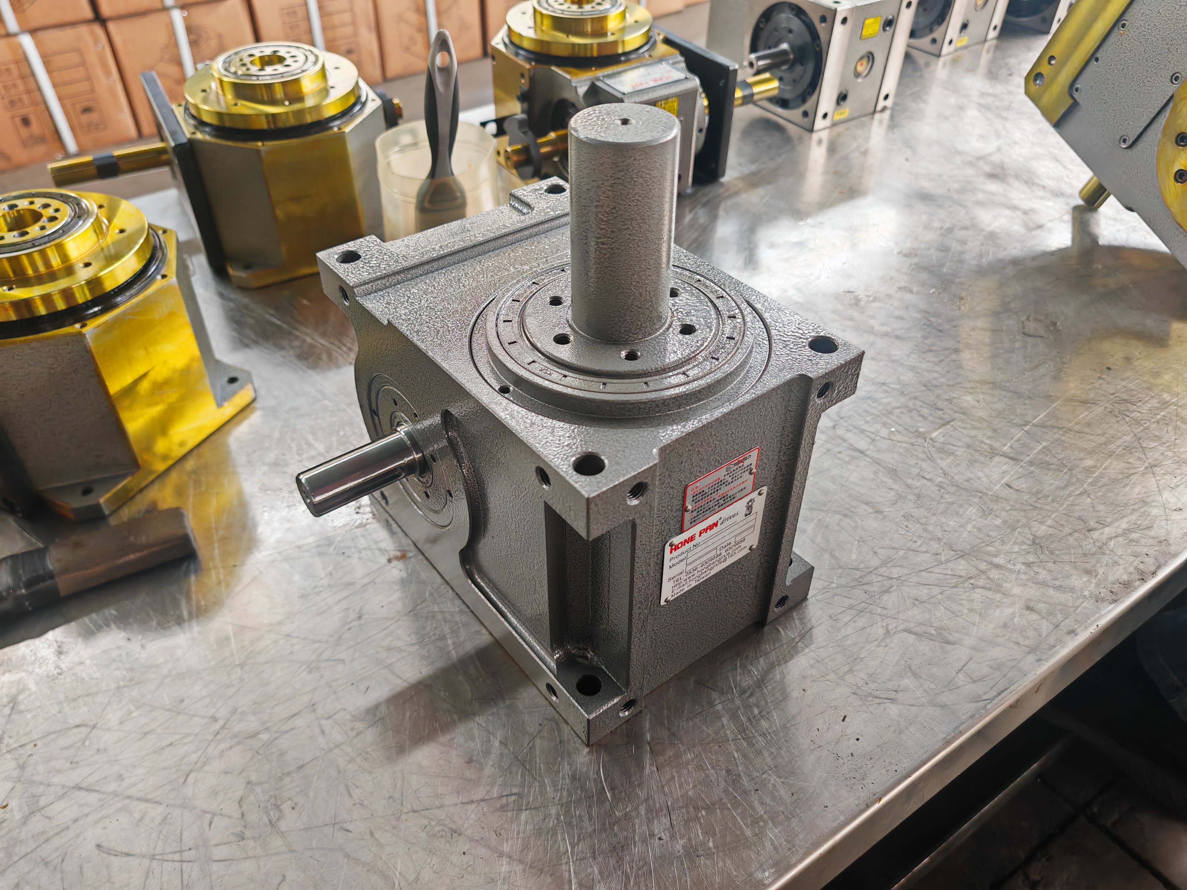 Cam indexer for pharmaceutical machinery