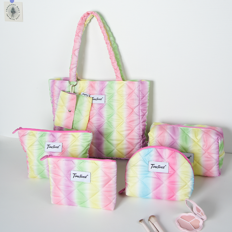 Hansun full set of colorful PVC tote bags and matching cosmetic pouches for wholesale and promotional orders