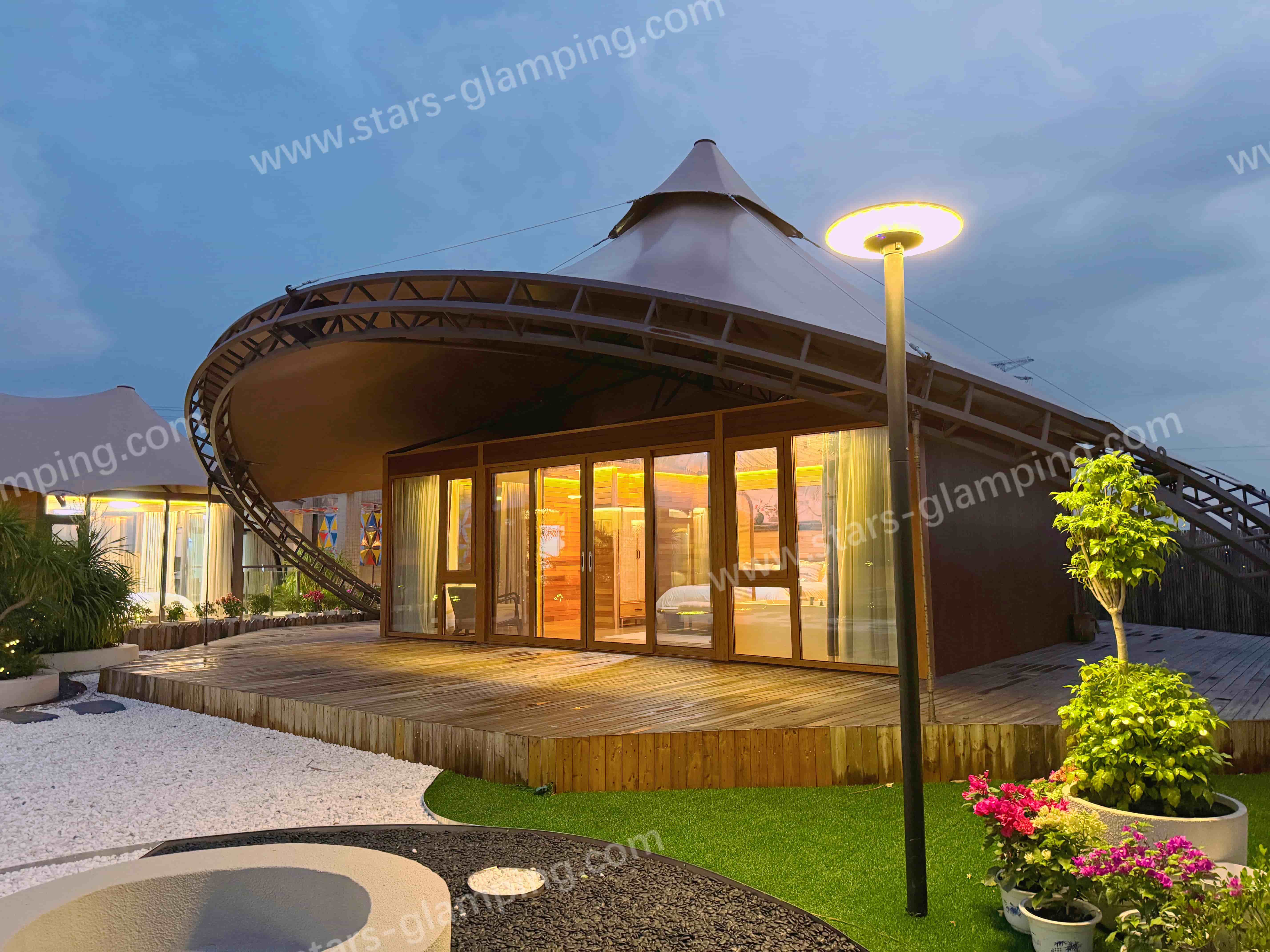 Luxury hotel tent Tethys model installed in a mountain resort
