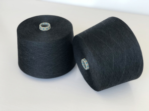 32S Healcell Alginate Fiber / Seaweed Fiber Algae Yarn Black