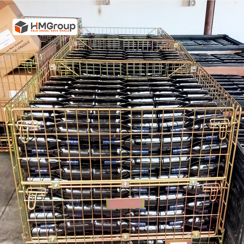 Metal Wire Container For Wine Bottles HM-WEU001 stacked units