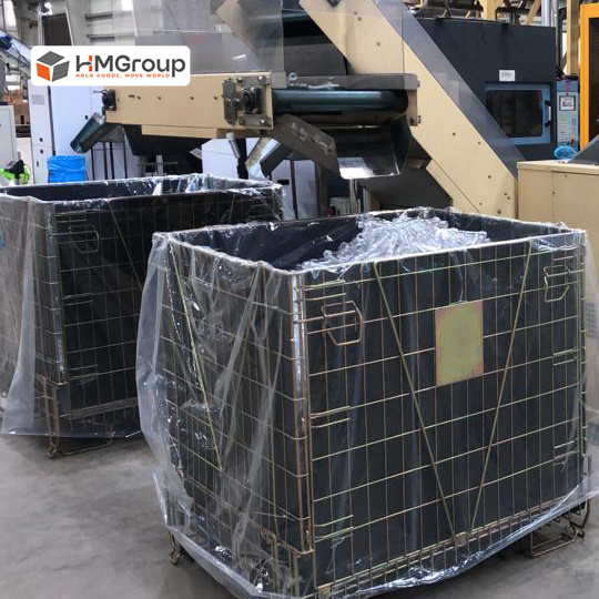 PET Preform Wire Container by HM Group with half-drop gate