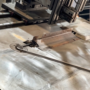 2D wire bending machine