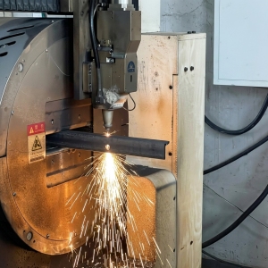 laser cutting machine (4)