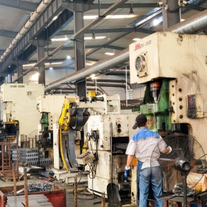 punching machine (1)