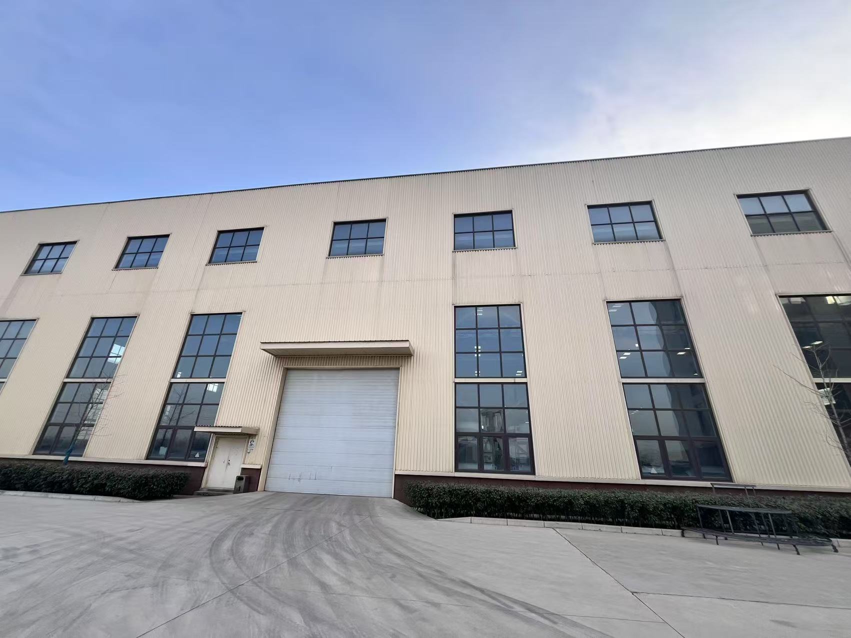 Modern Crusher Manufacturing Facility