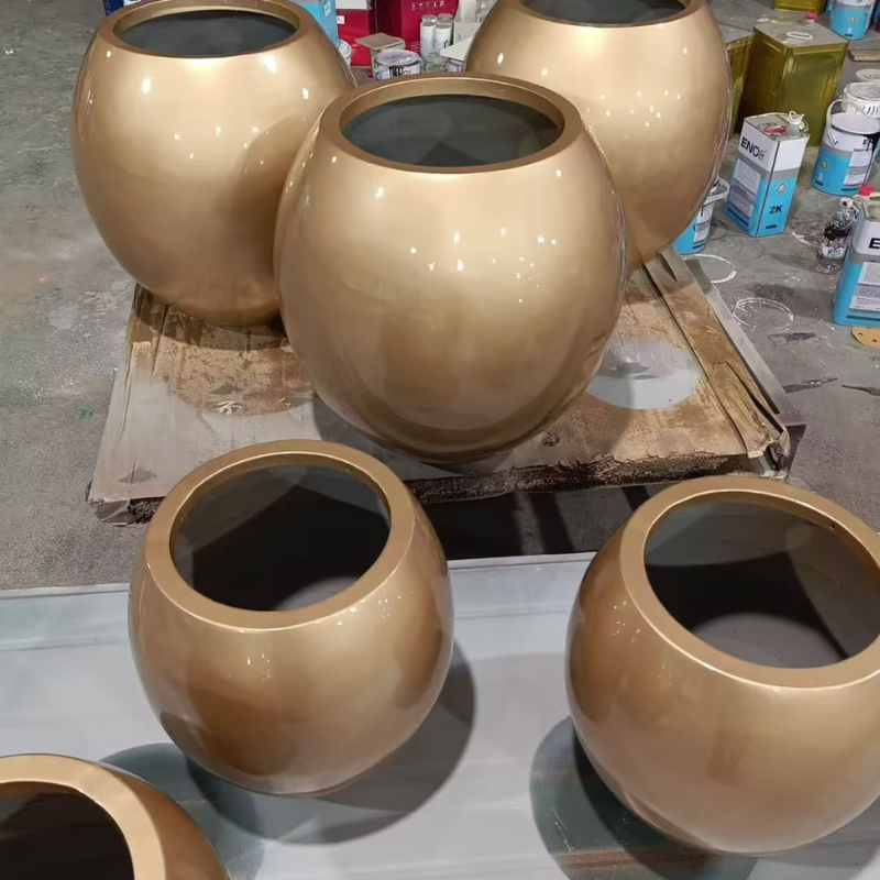 Irregular stainless steel planter