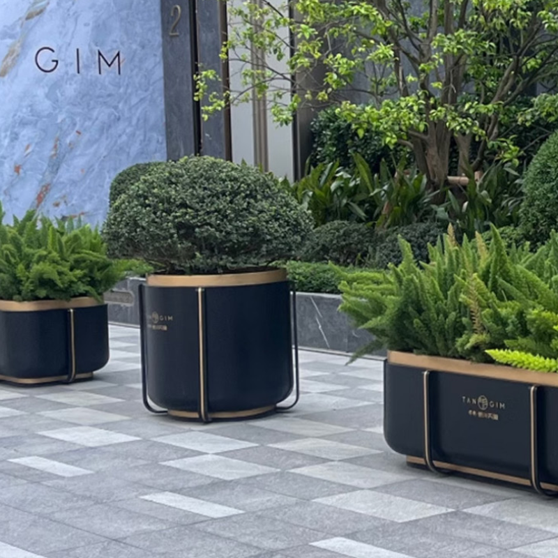 Custom high-end commercial planter