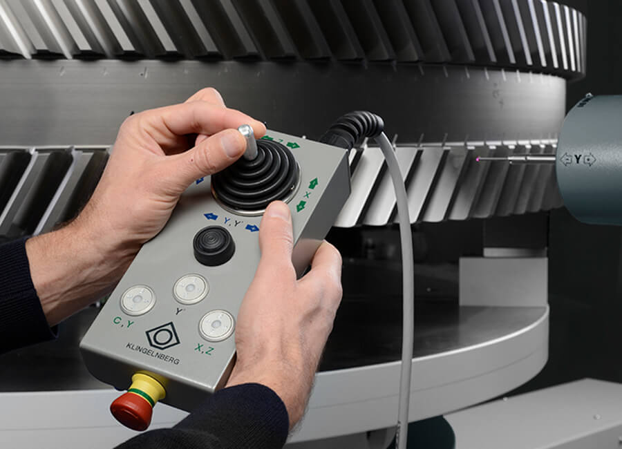 Klingelnberg P152 gear measuring center for high precision gear inspection