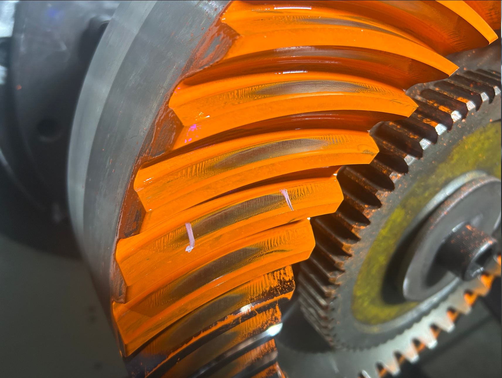 Good contact pattern on bevel gear