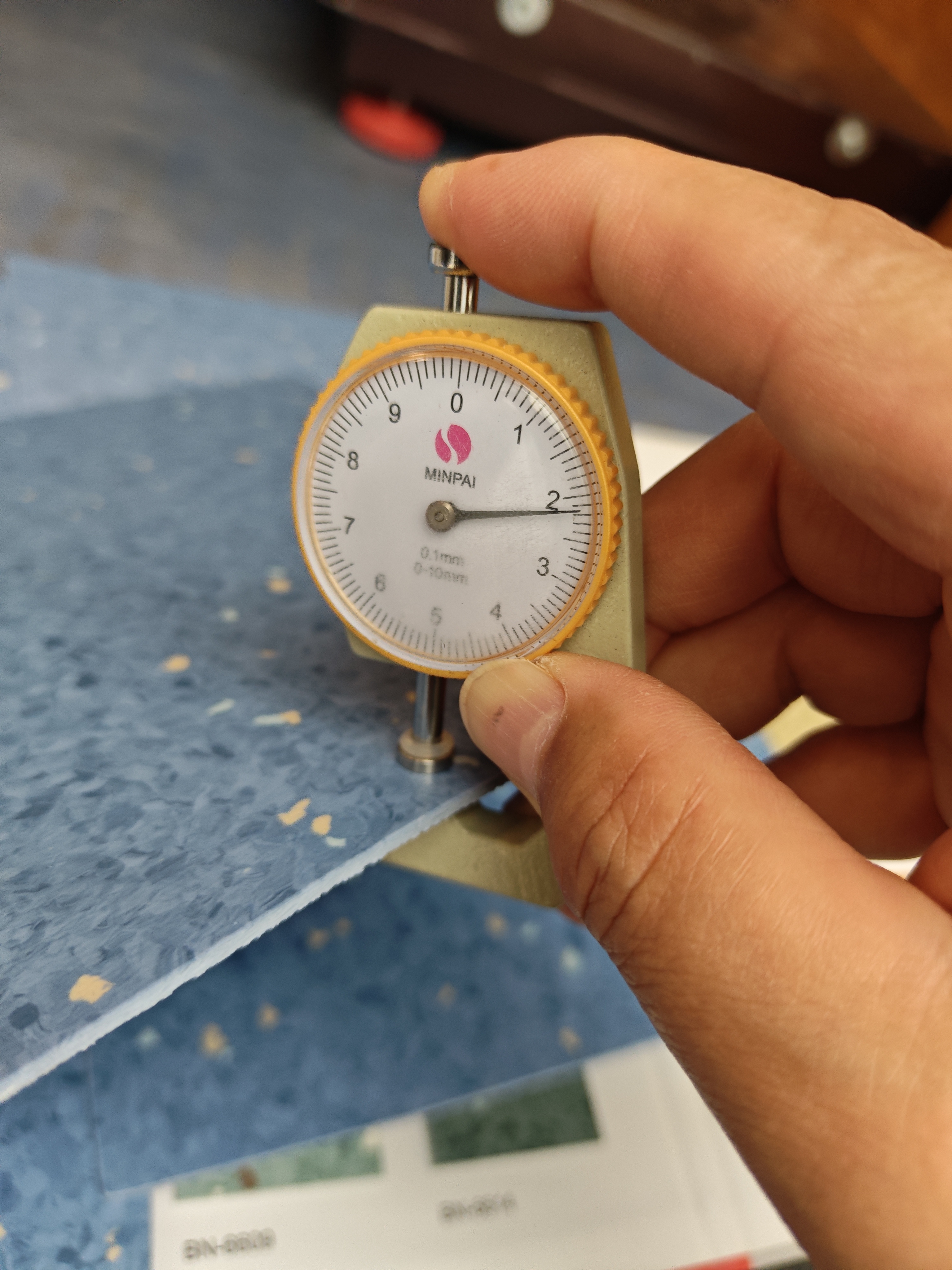 Pre-shipment quality inspection of PVC flooring Quality inspection of commercial PVC flooring rolls before shipment