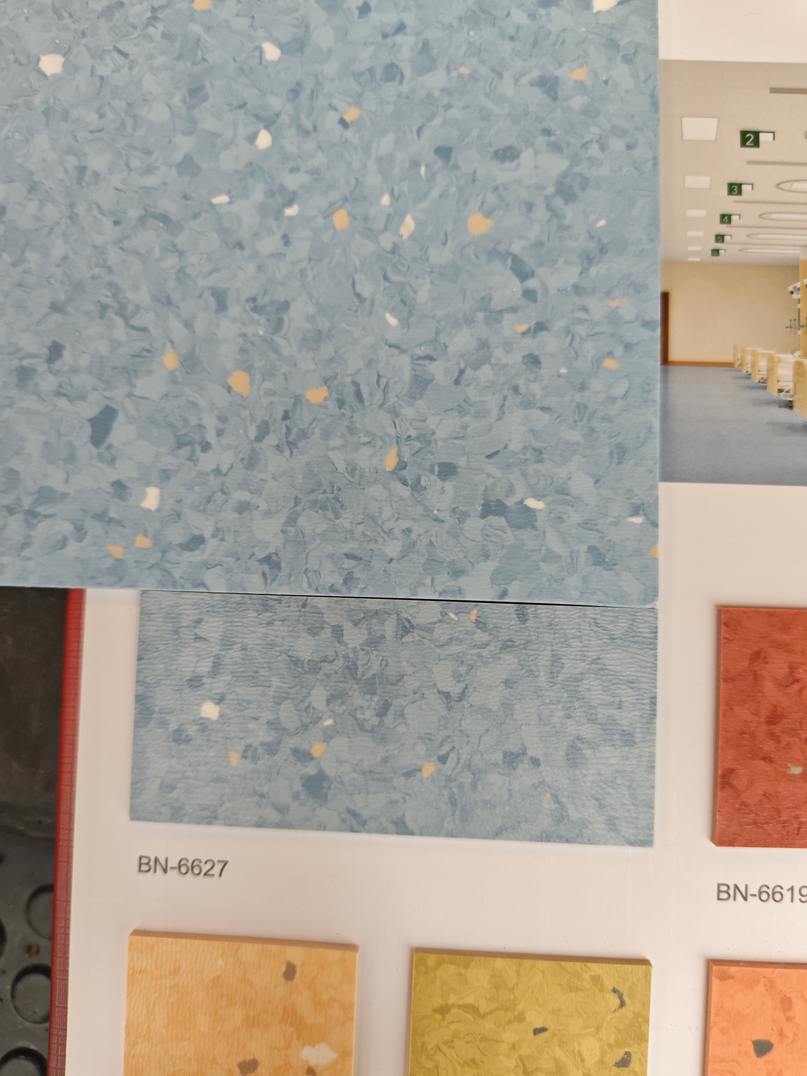 Inspecting PVC flooring rolls for quality assurance