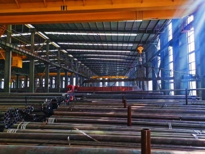 steel-pipe-factory-warehouse.