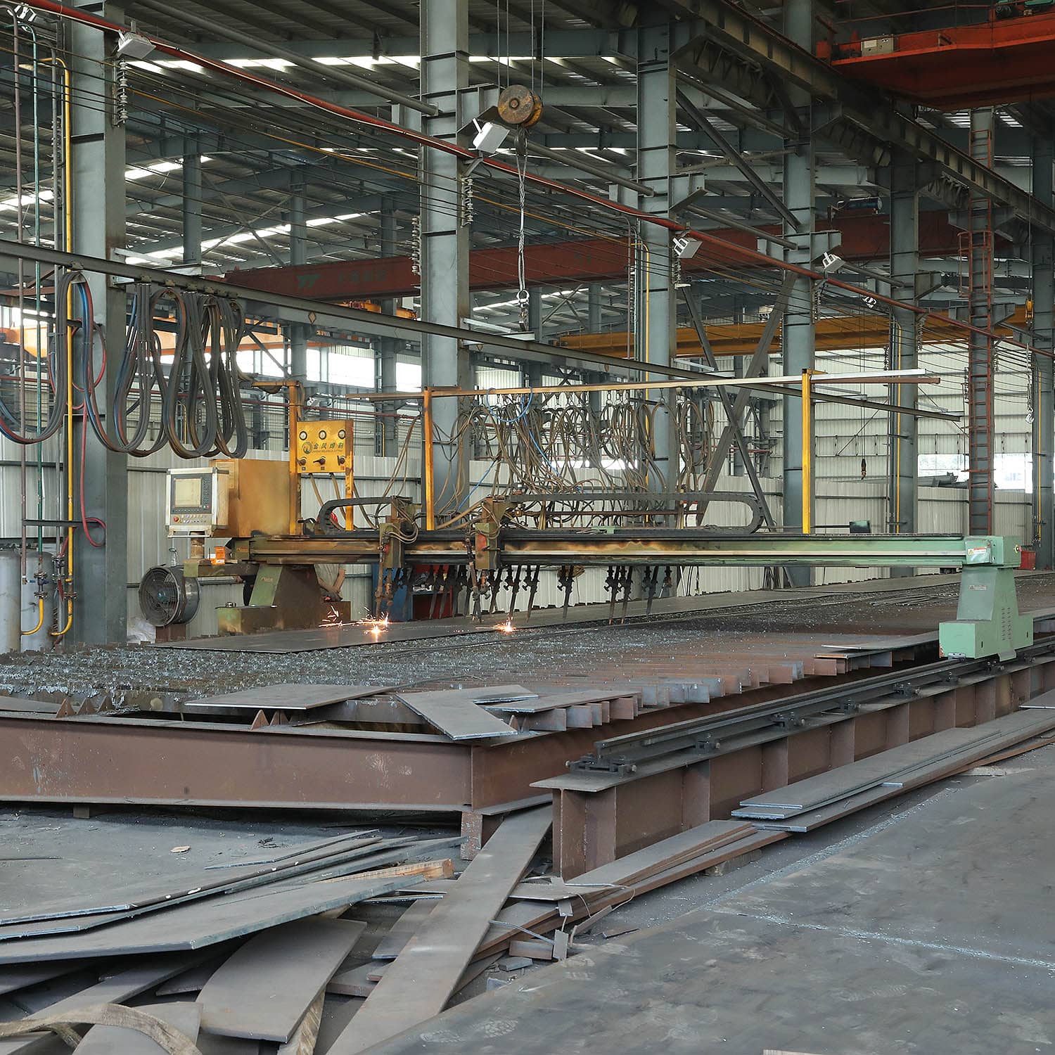CNC cutting machine for custom steel structure components