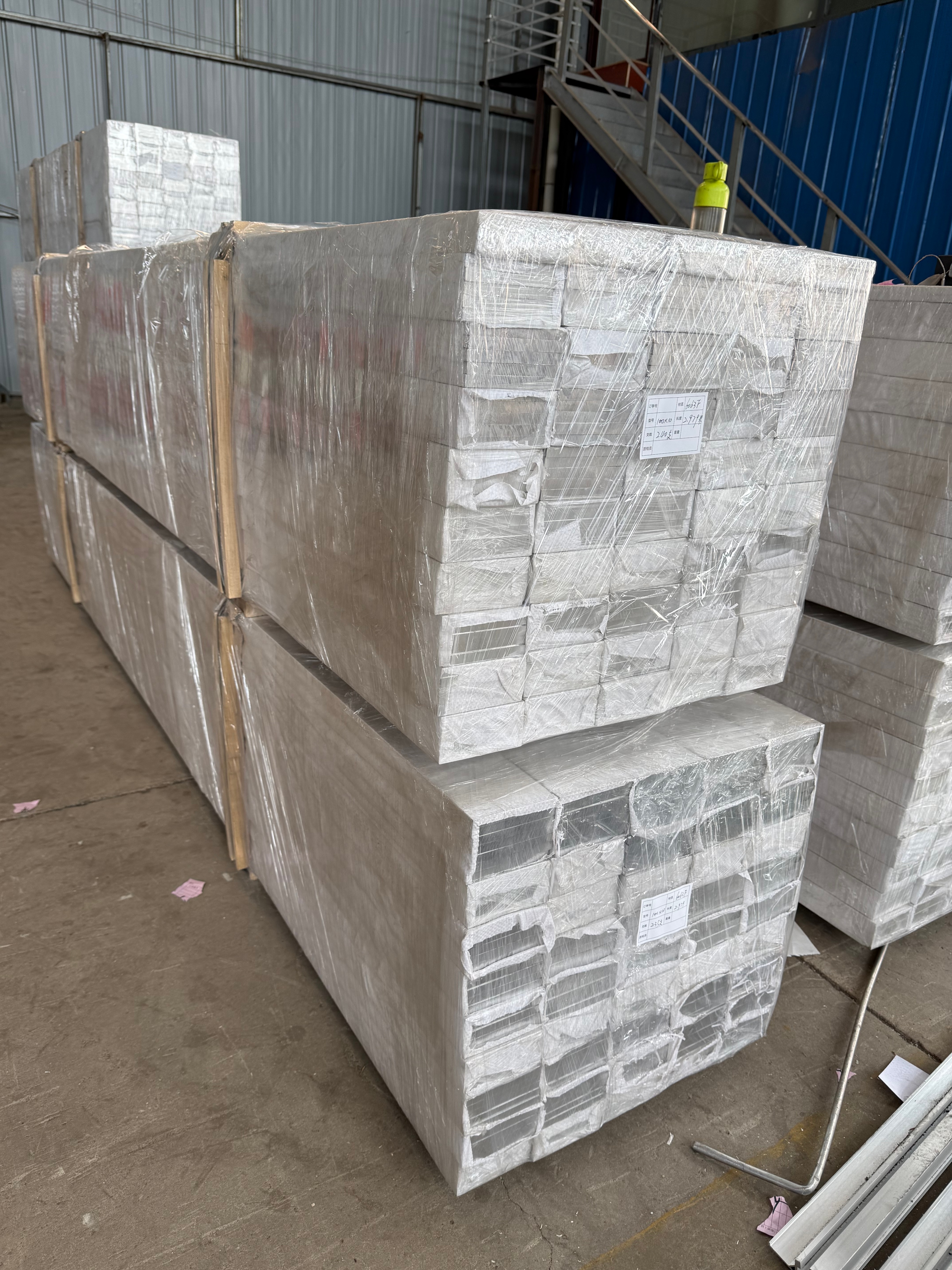 Aluminum busbar conductor for power distribution equipment and new energy systems