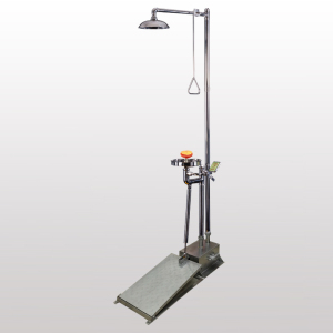 Anti-freeze shower and eyewash large pedal