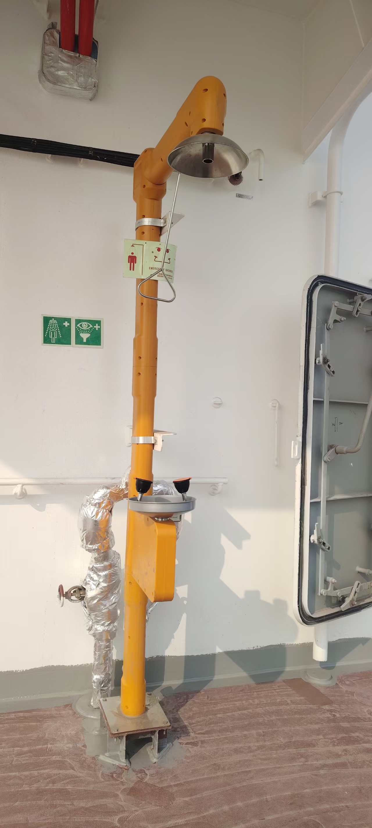 Electric heat tracing emergency shower and eyewash