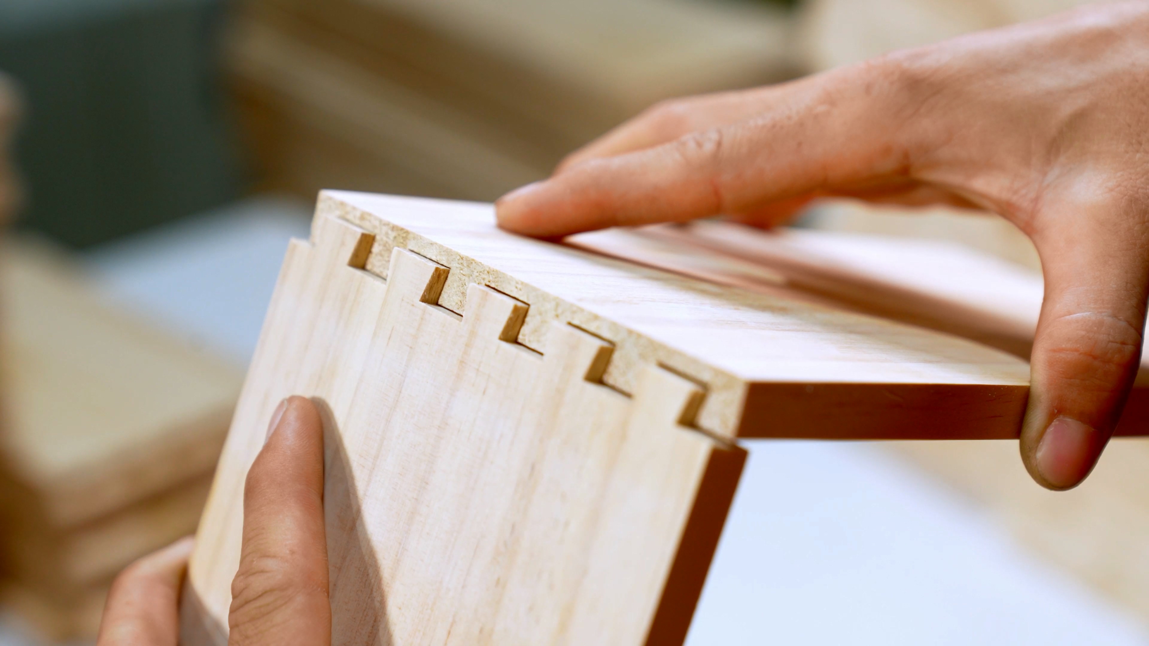 Precision mortise and tenon joint structure used in high-quality shower door manufacturing