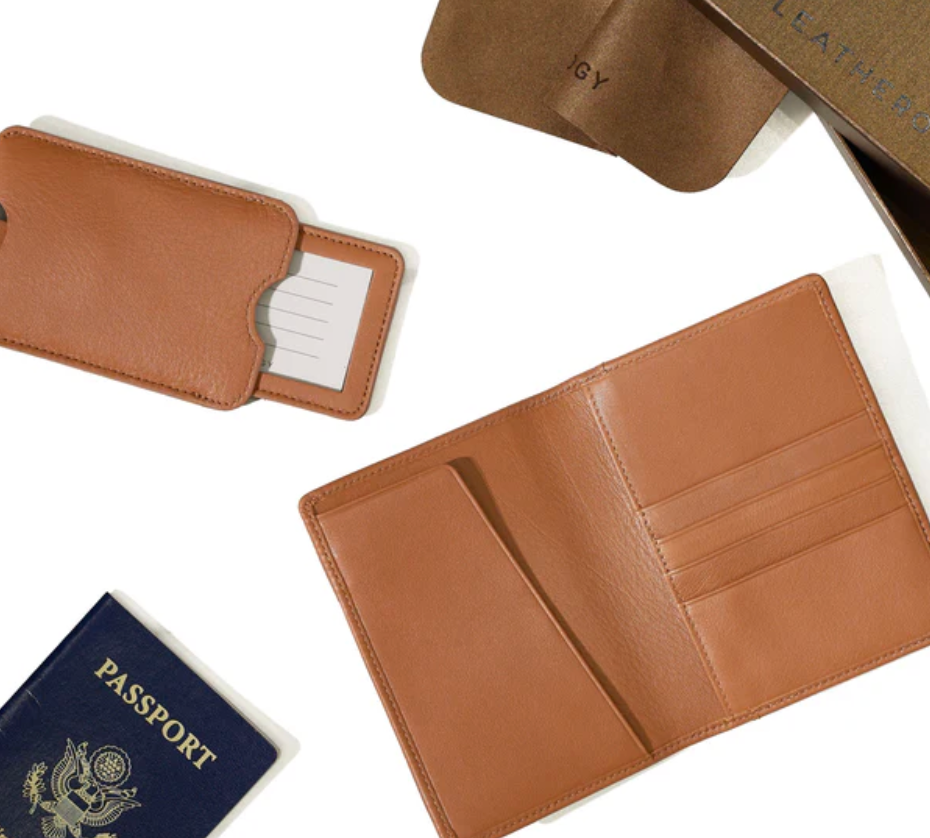 Leather luggage tags and passport holder gift sets