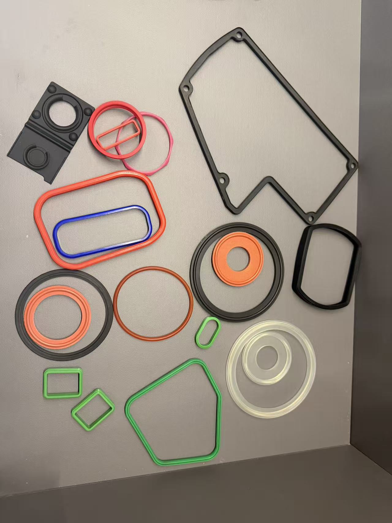 High-quality custom rubber seals for industrial applications
