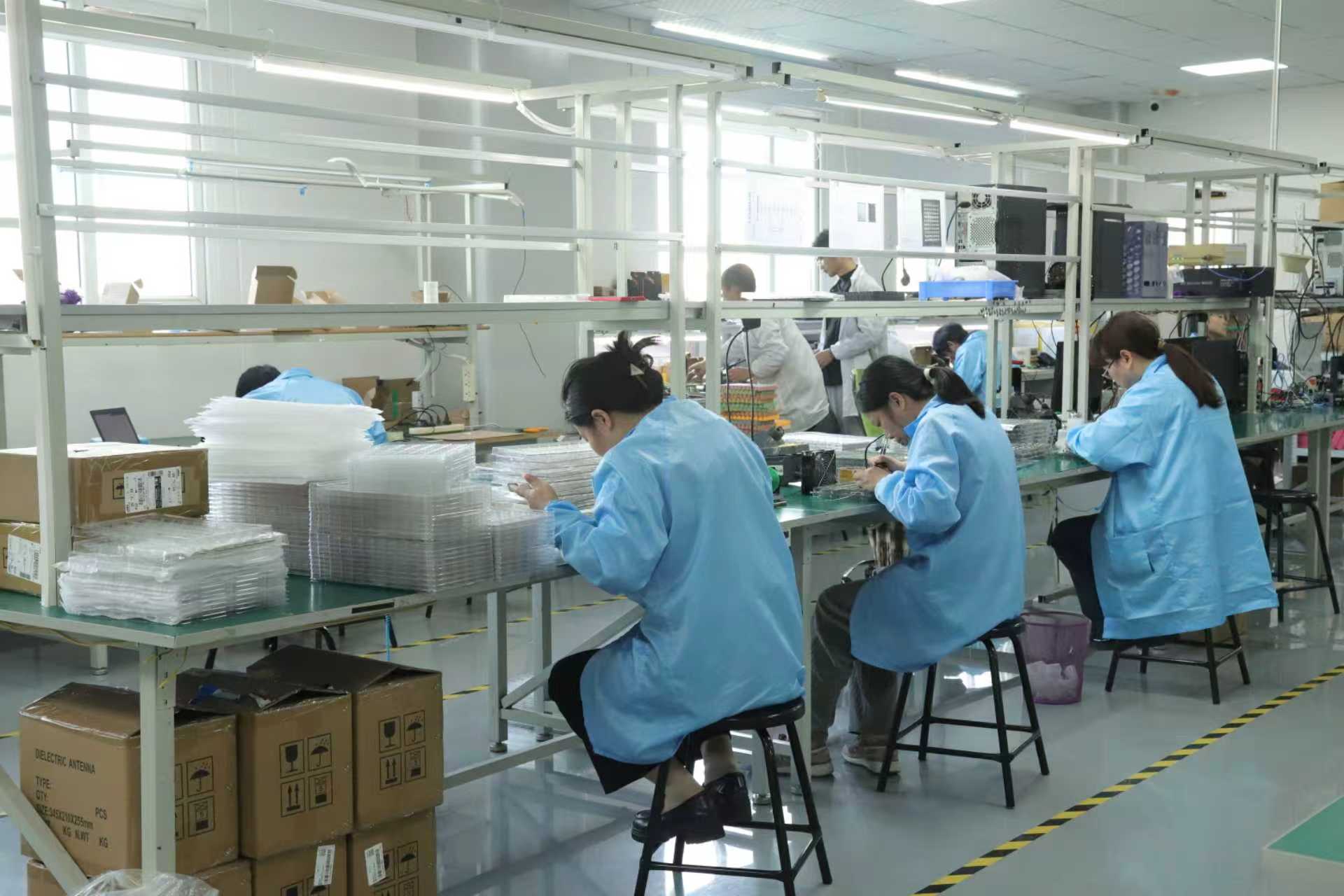 Jumpstar production workshop – SMT and assembly lines for GNSS modules