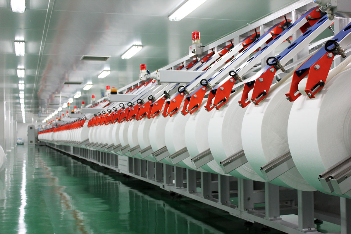 Automated wet wipes production line at Uniquality factory