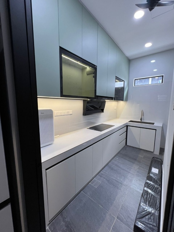 Aluminum honeycomb panel kitchen installation in high-humidity interior fit-out