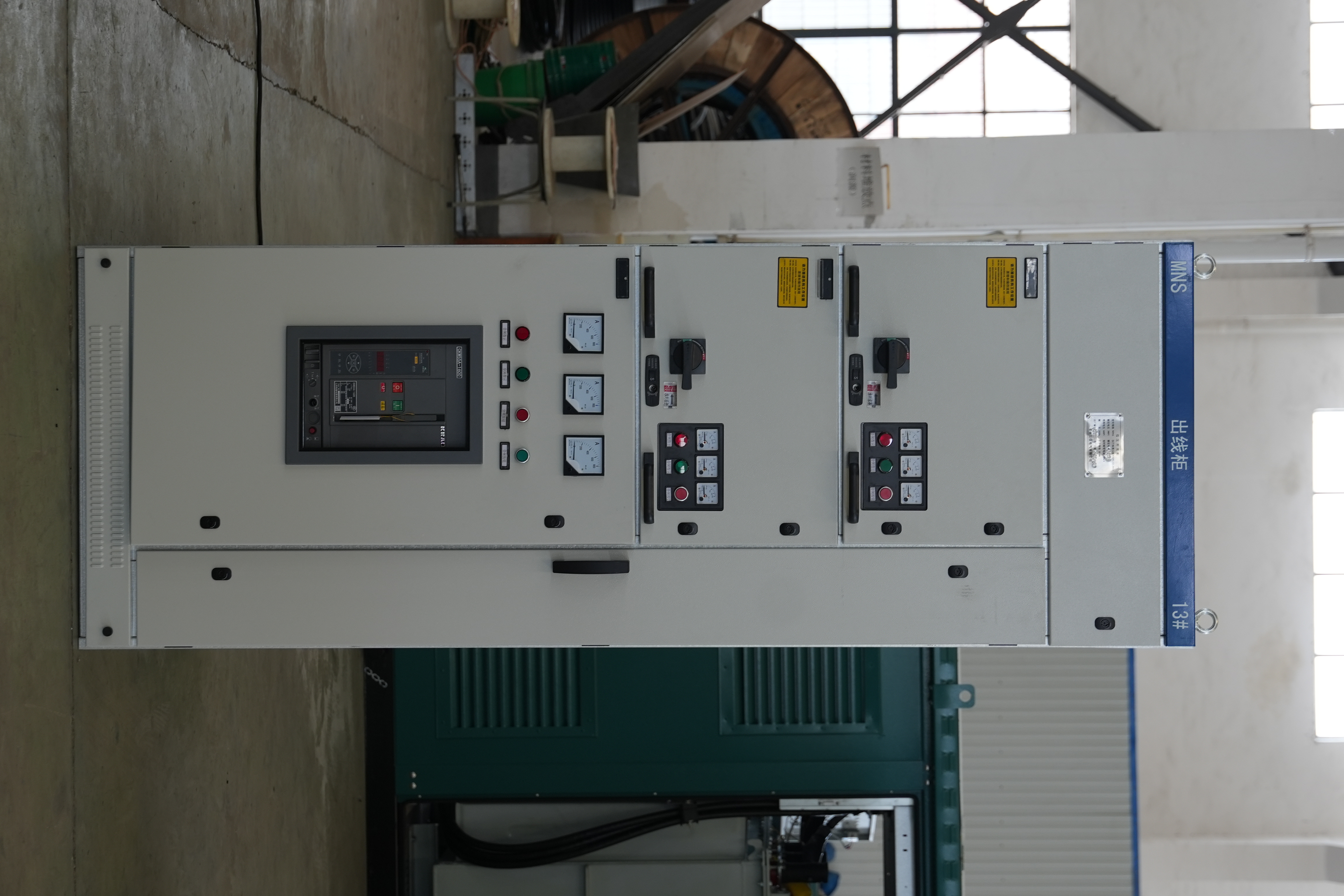 MNS low voltage withdrawable switchgear in factory