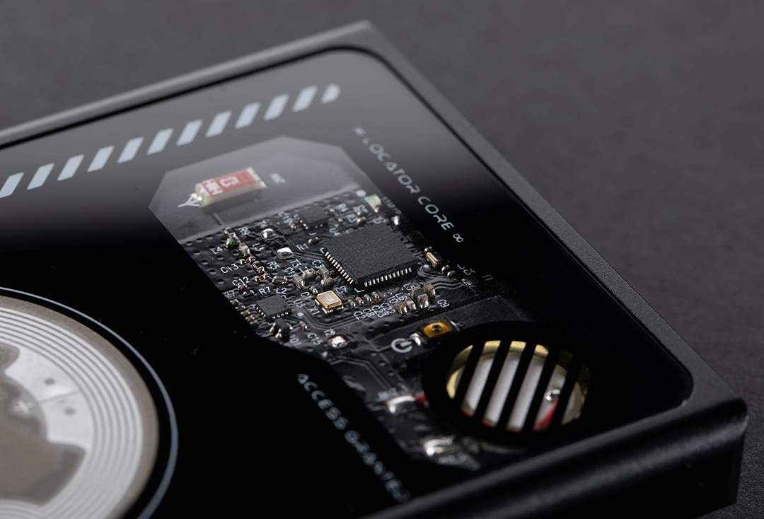 LORZOR Wallet Pro trackable smart wallet with tracking integrated into the metal card holder