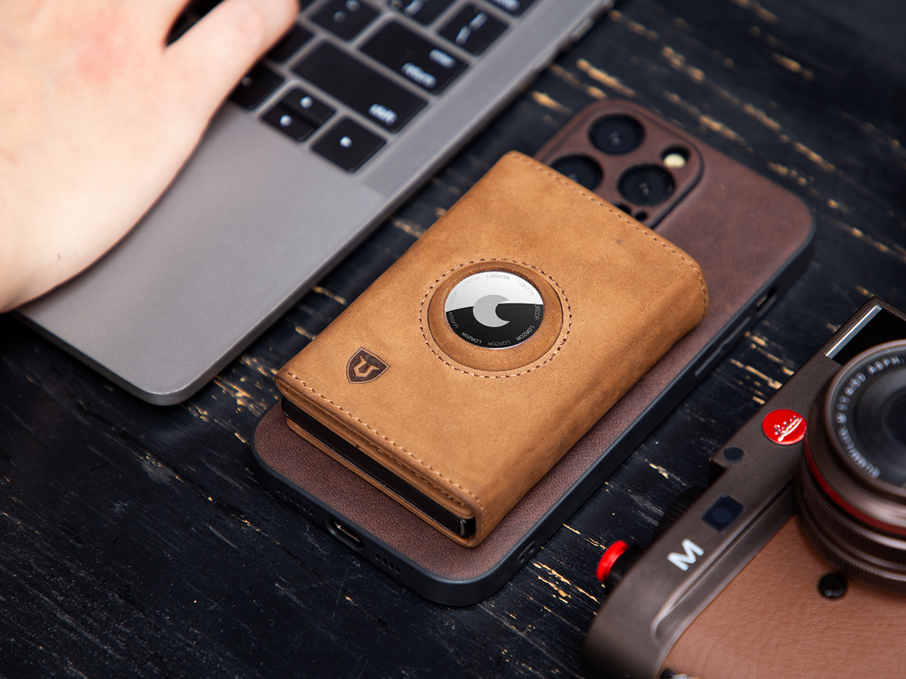 LORZOR TriPop AirTag wallet for men with built-in AirTag holder and full-grain leather