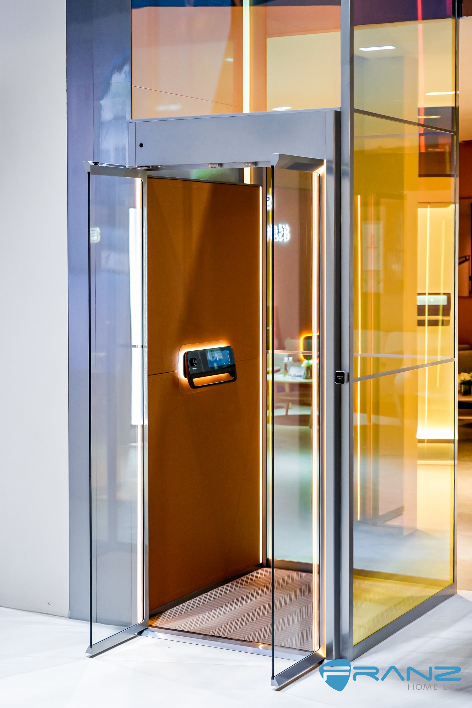 Platform lift