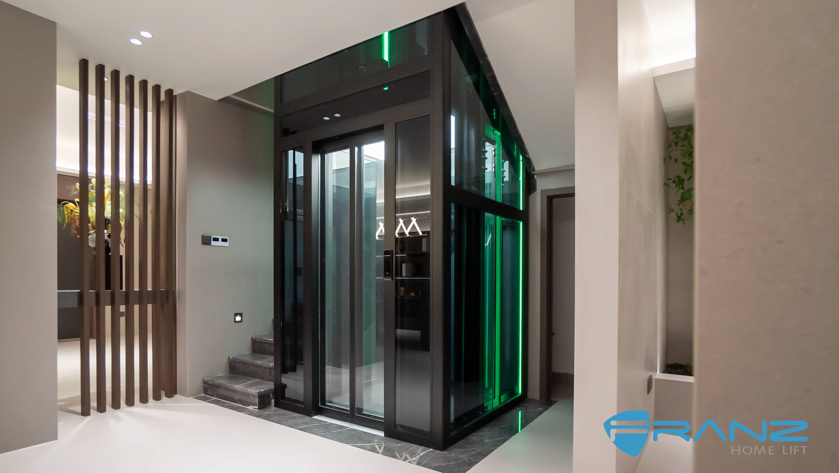 Glass lift